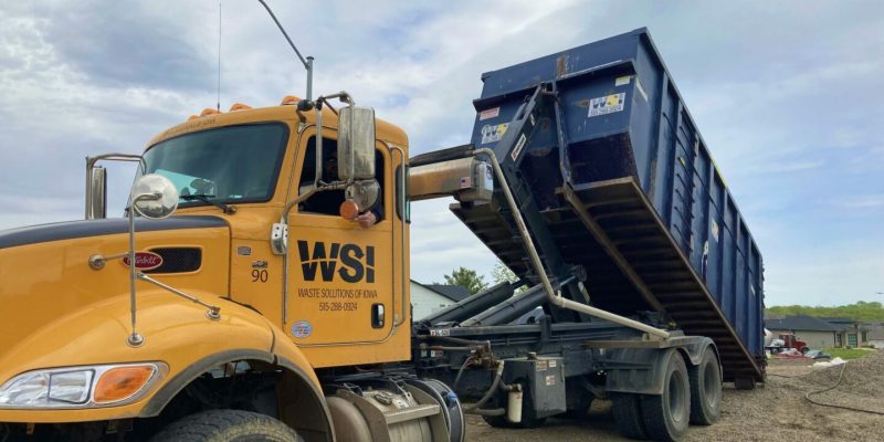 Roll-off-Truck-with-dumpster